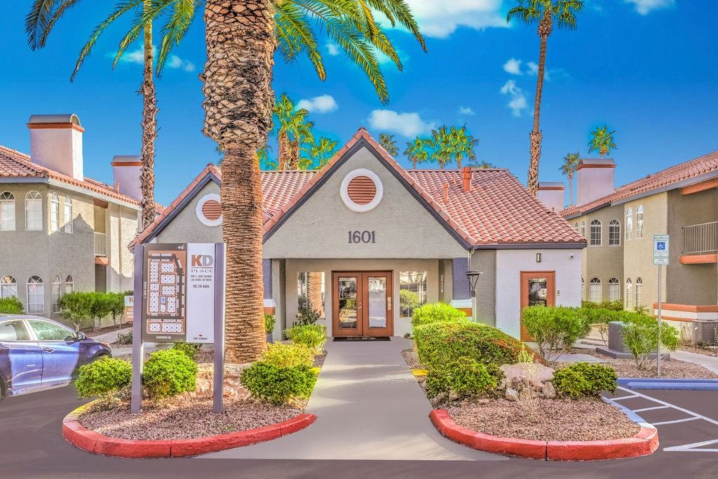 1601 E Katie Ave - Photo 6 of 19