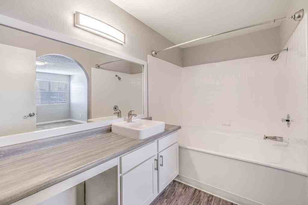 1601 E Katie Ave - Photo 6 of 19