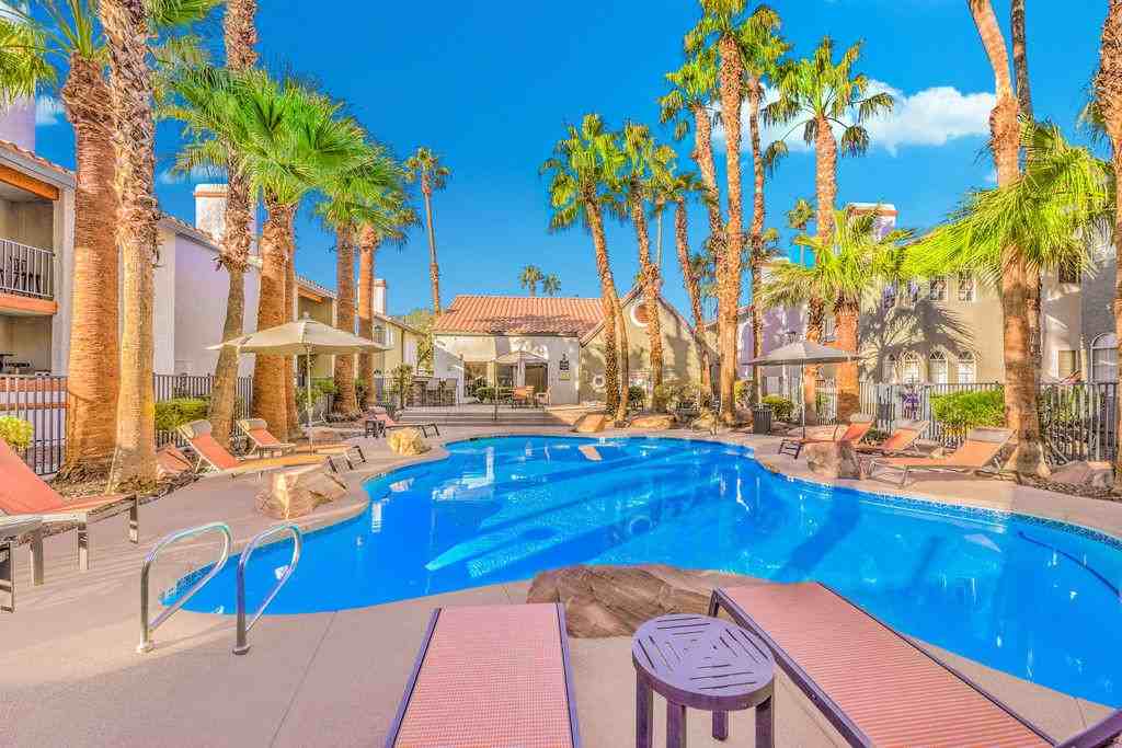 1601 E Katie Ave - Photo 5 of 19