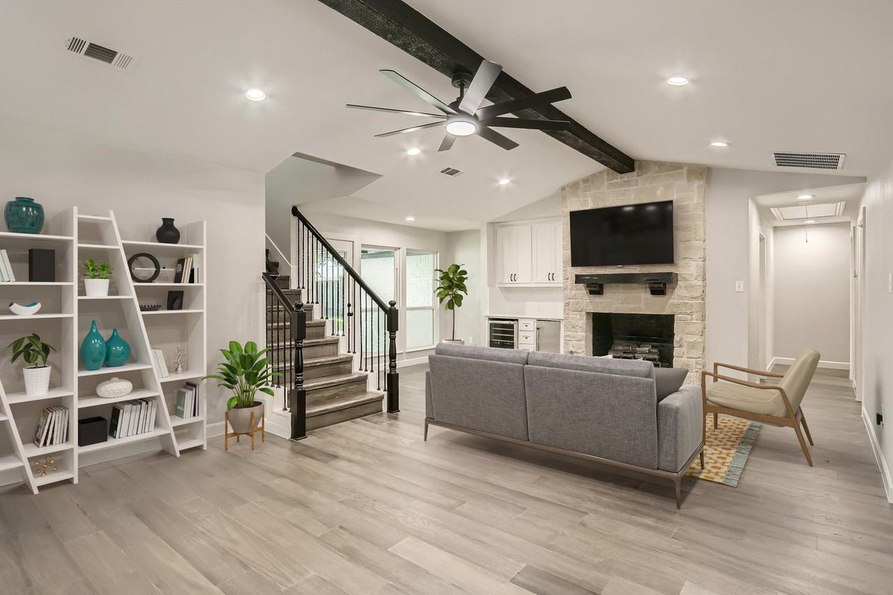 7323 Whispering Pines Dr - Photo 6 of 28