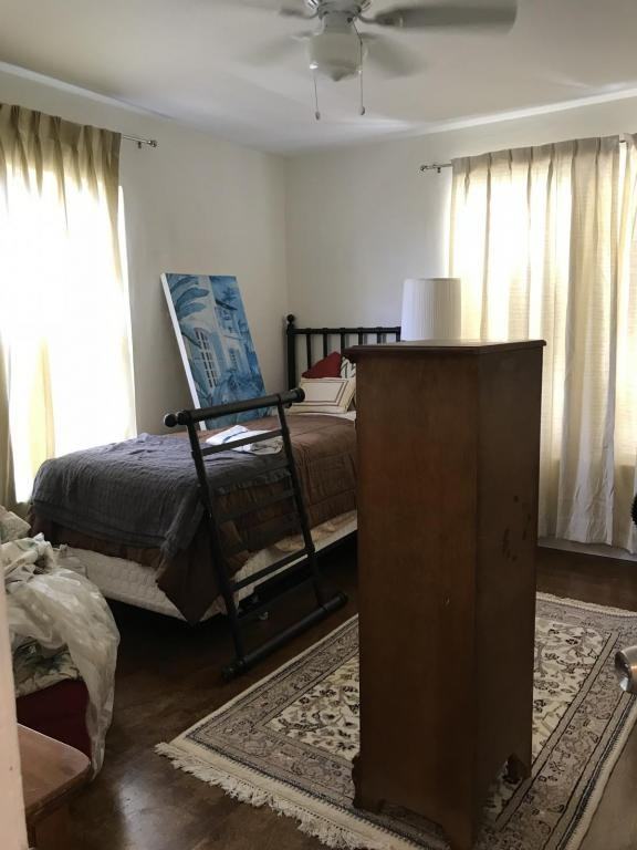 719 14th St - Photo 2 of 9