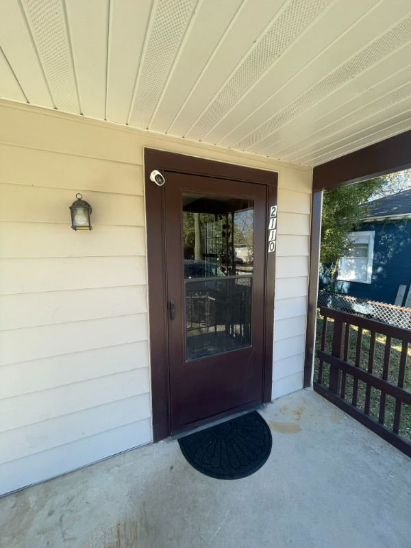 2110 Brackland St - Photo 3 of 20