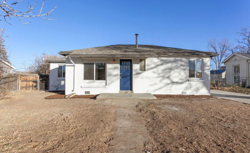 1620 Nome St - Photo 2 of 23