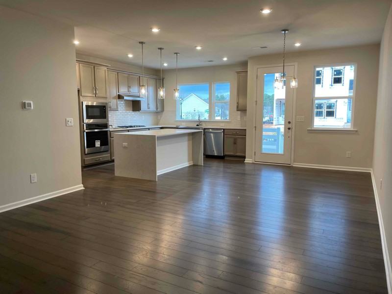 135 Berkeley Ave #D - Photo 3 of 16