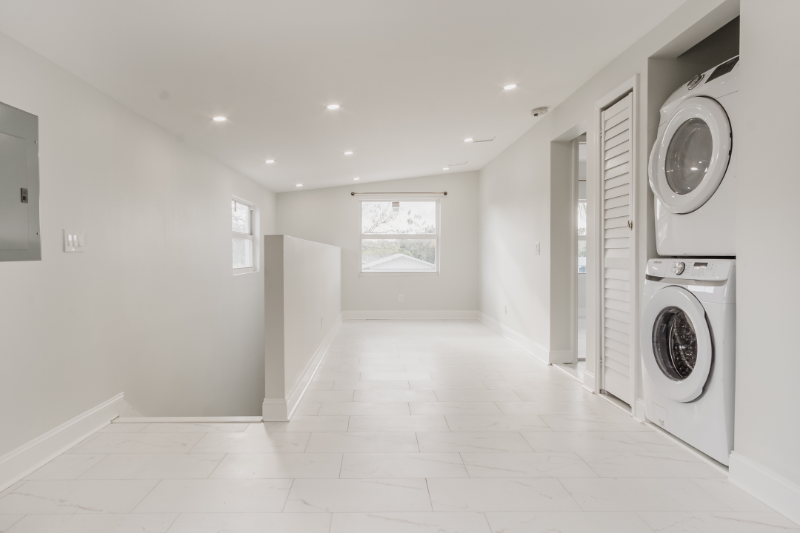 3416 Broadway - Photo 2 of 15