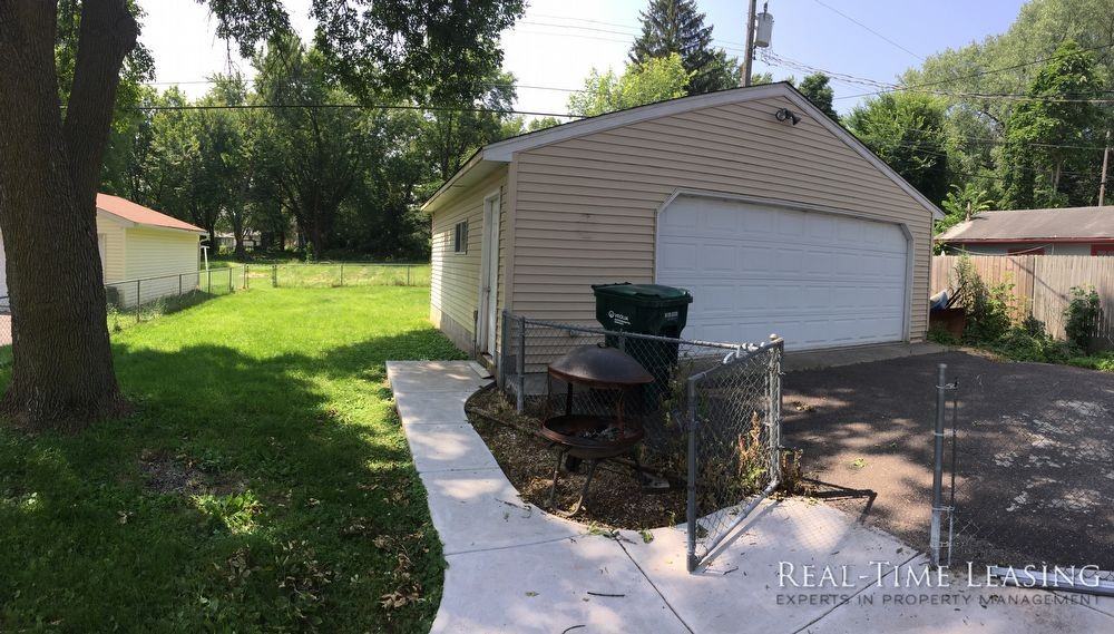 1870 Minnehaha Ave E #1 - Photo 3 of 16