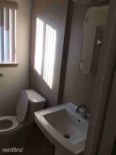 Willow Pond Condo - Photo 2 of 21