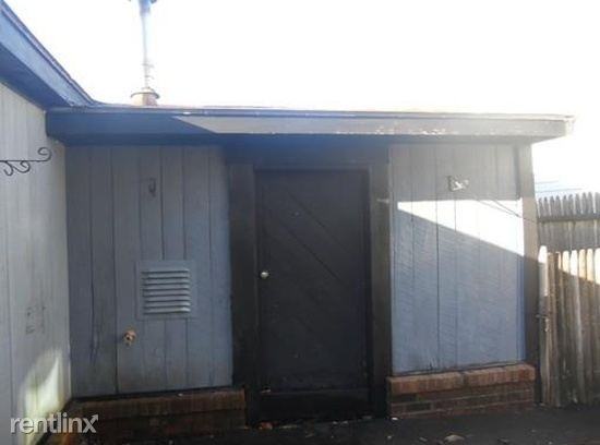 11 Maplewood Ave - Photo 3 of 7