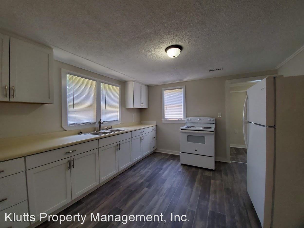 214 W Church St - Photo 2 of 7