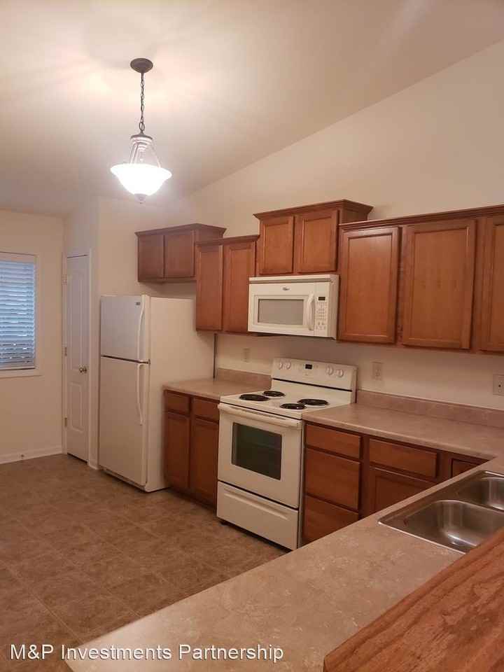 1946 27th Ave - Photo 2 of 30