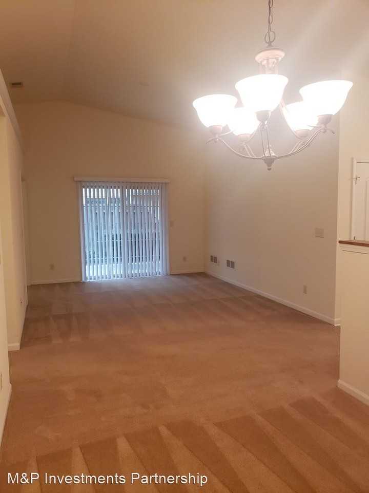 1946 27th Ave - Photo 3 of 30