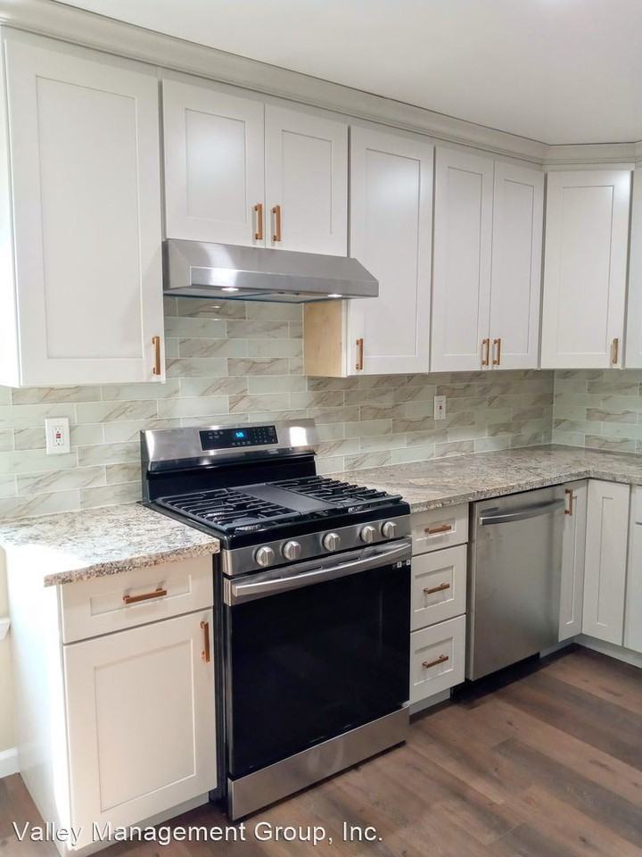 1002 W. Olive Ave - Photo 2 of 25