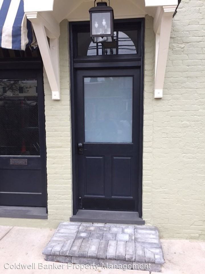 4 W Cork St. - Photo 2 of 8