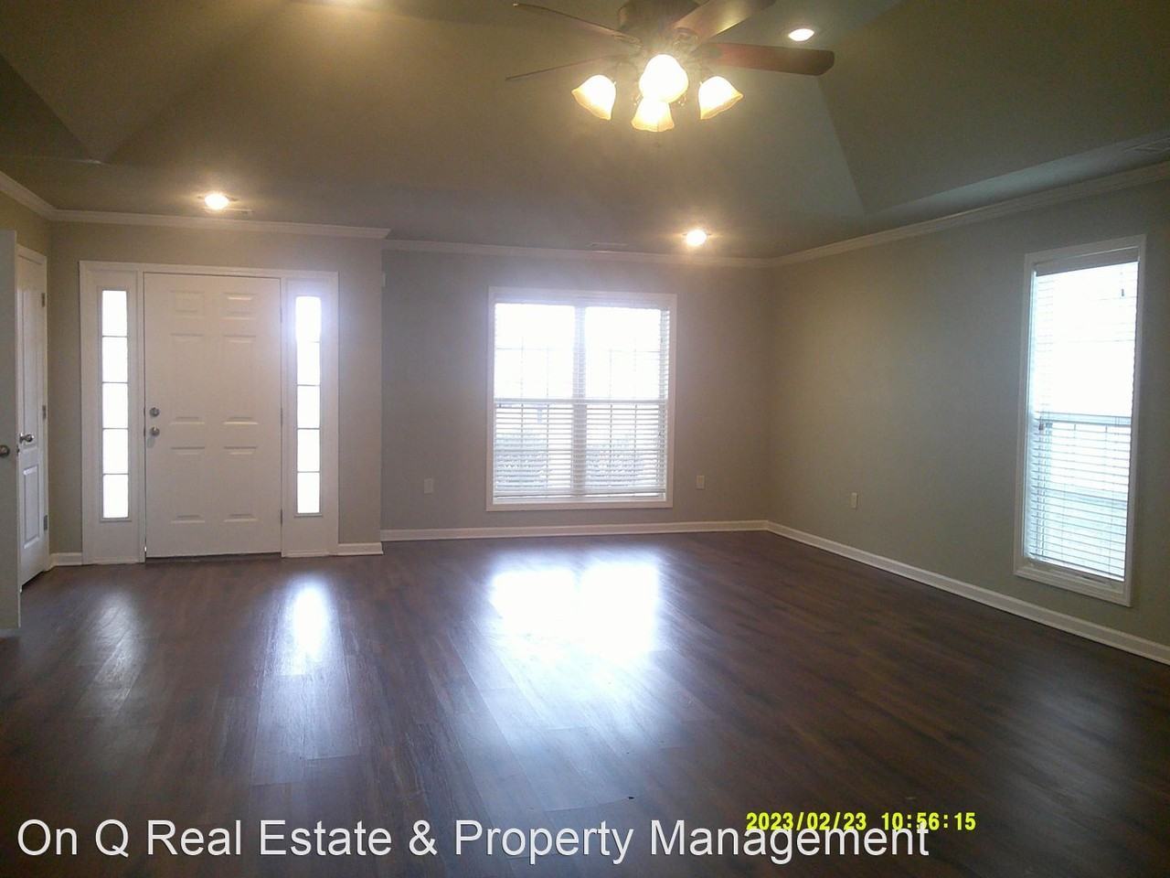 3884 Bridlewood Dr - Photo 2 of 8