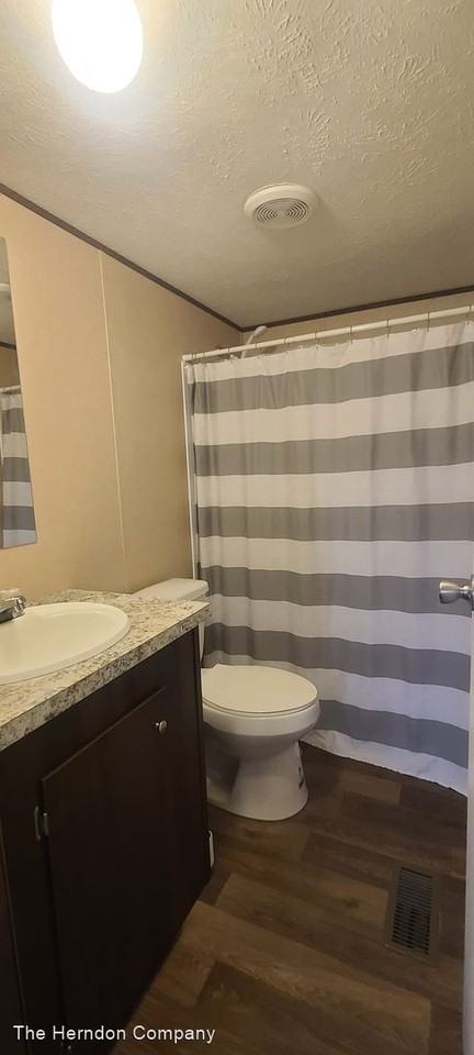 183 D St - Photo 2 of 17