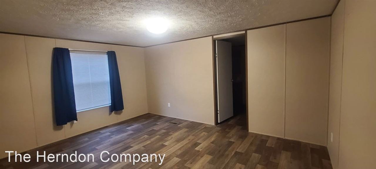 183 D St - Photo 3 of 17