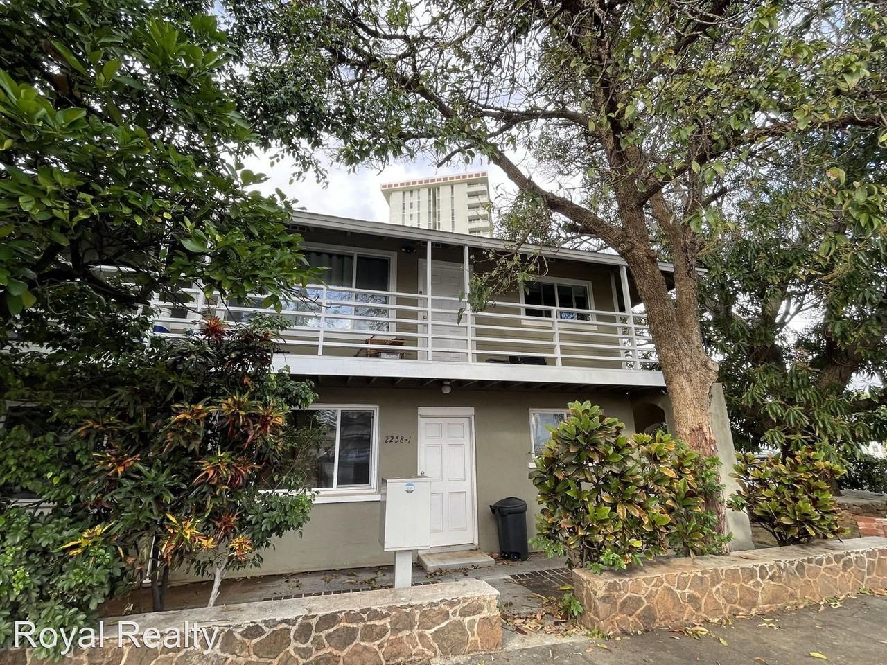2258 Date St Apartments in Mccully Moiliili, Urban Honolulu