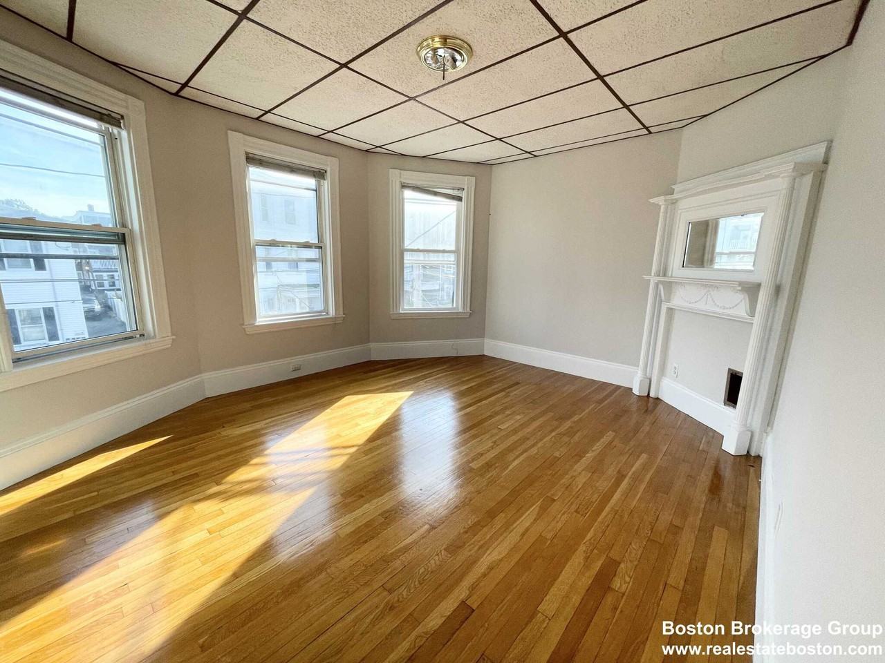 Harbor View St ## 40 - Photo 5 of 14