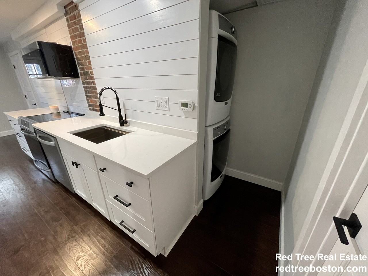 995 Centre St #A - Photo 4 of 12