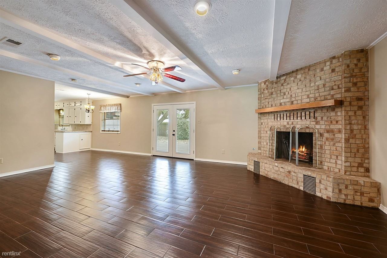 1200 Guadalupe Dr - Photo 2 of 21