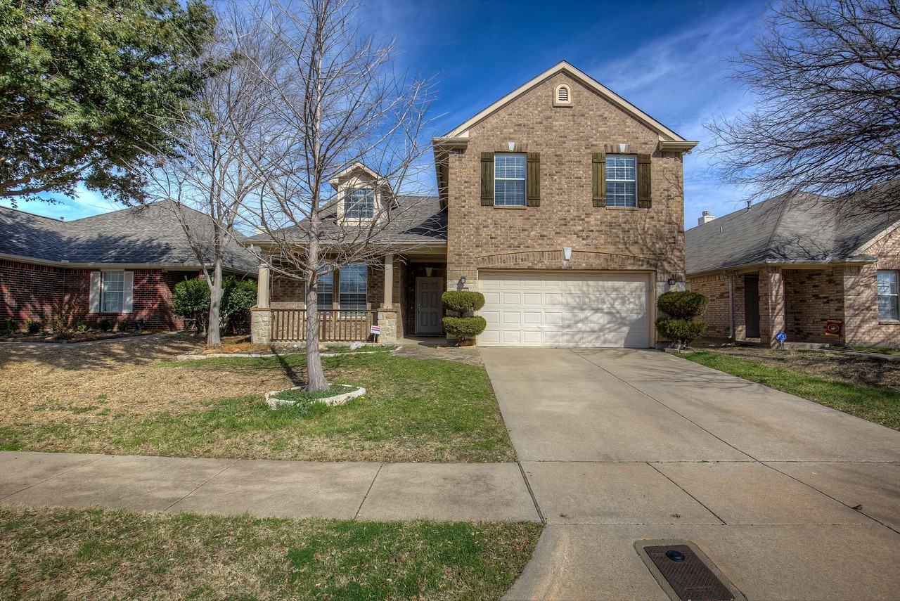 4537 Chris Dr - Photo 3 of 50