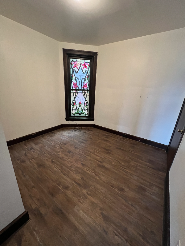 838 Main St #2F - Photo 3 of 6