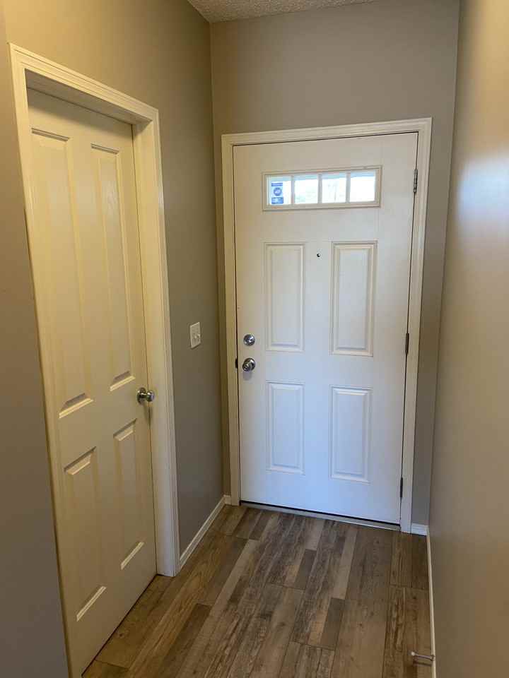 5427 204 St Nw - Photo 2 of 18