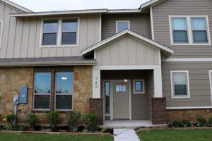 featured image of 740 Westfield Blvd #740