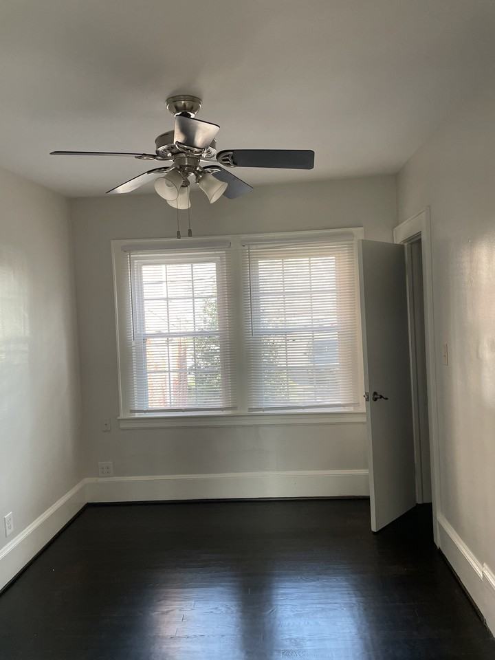 315 Hillcrest Drive #6 - Photo 3 of 8