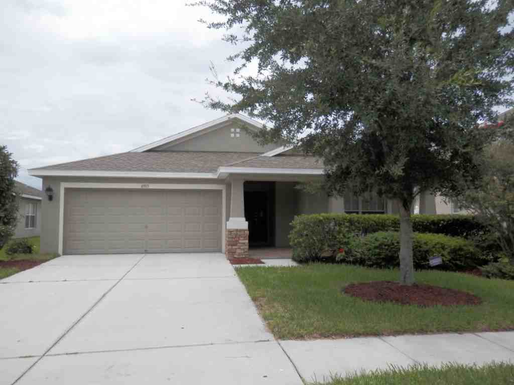 6915 Runner Oak Dr - Photo 2 of 17