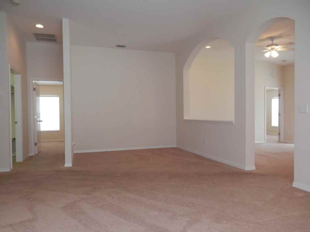 6915 Runner Oak Dr - Photo 3 of 17