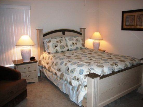 456 Reserve Dr - Photo 2 of 5