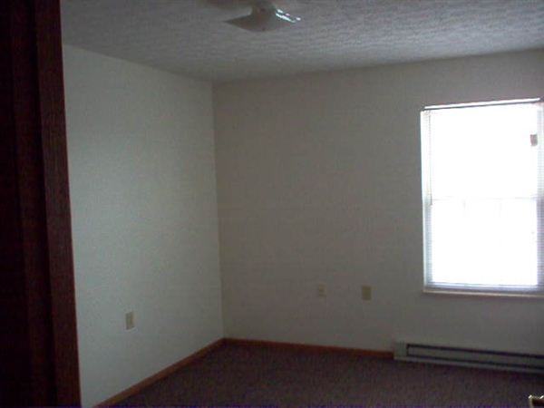 OTTAWA RETIREMENT VILLAGE - Photo 2 of 10