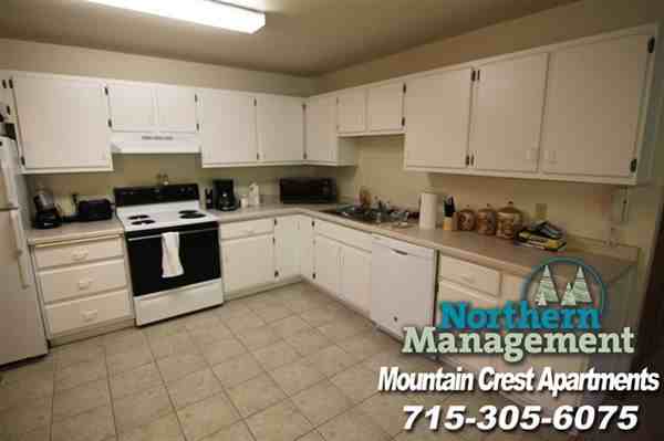 Mountain Crest Apartments - Photo 3 of 13