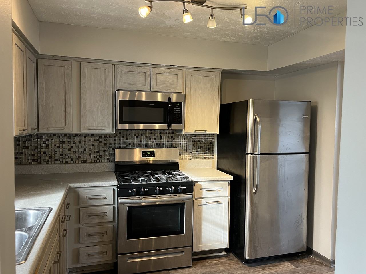 3081 Shadow Walk Lane - Photo 2 of 16