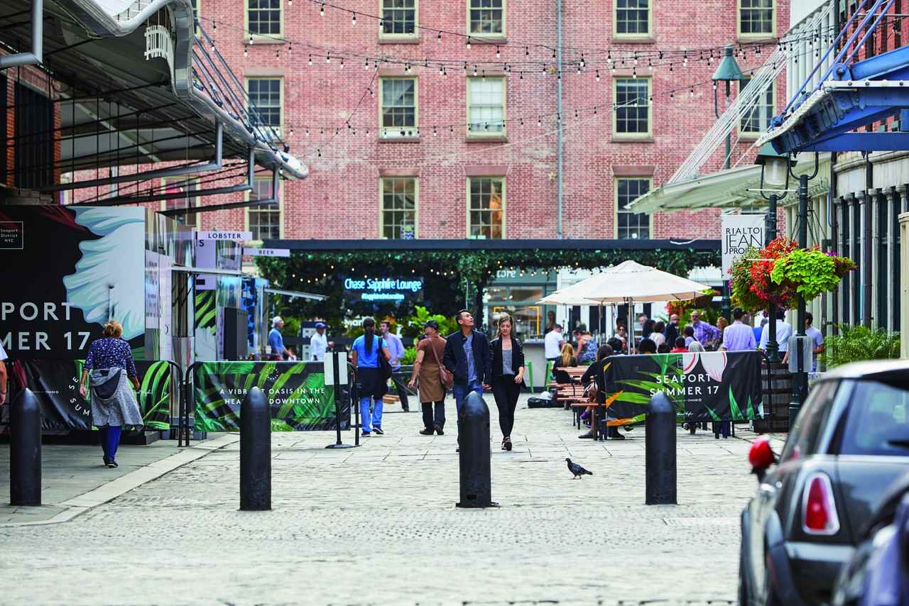 Historic Front Street - Photo 4 of 15