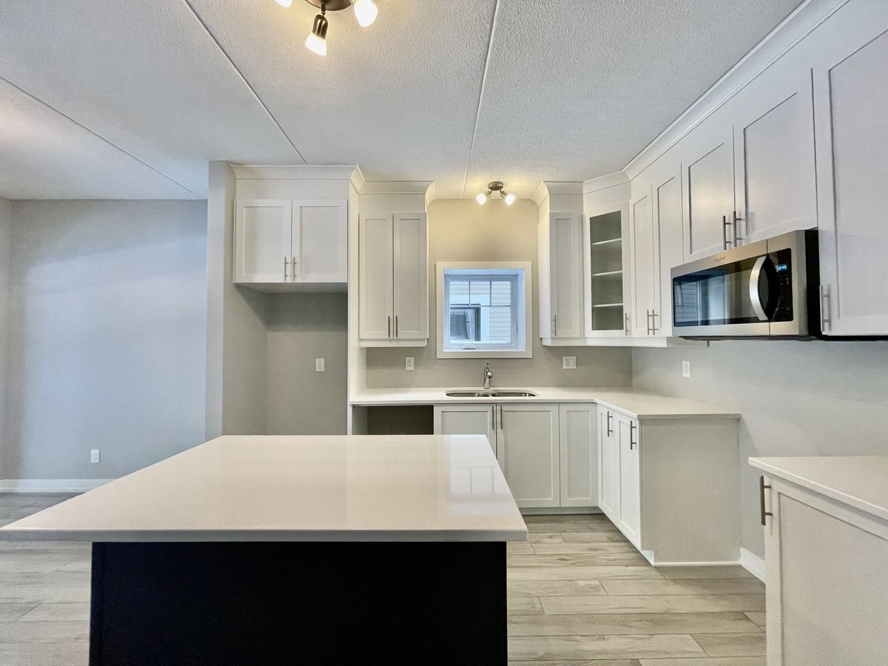 83 83 St Moritz Terrace #212 - Photo 2 of 12