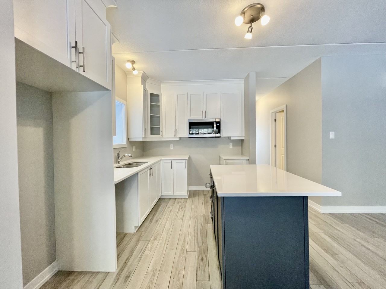 83 83 St Moritz Terrace #212 - Photo 3 of 12