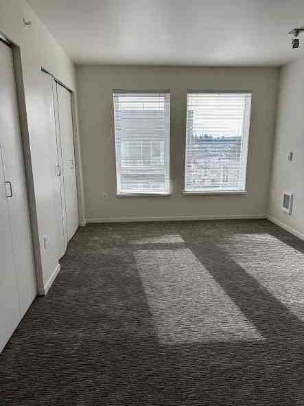 1201 121st Ave Ne - Photo 7 of 16