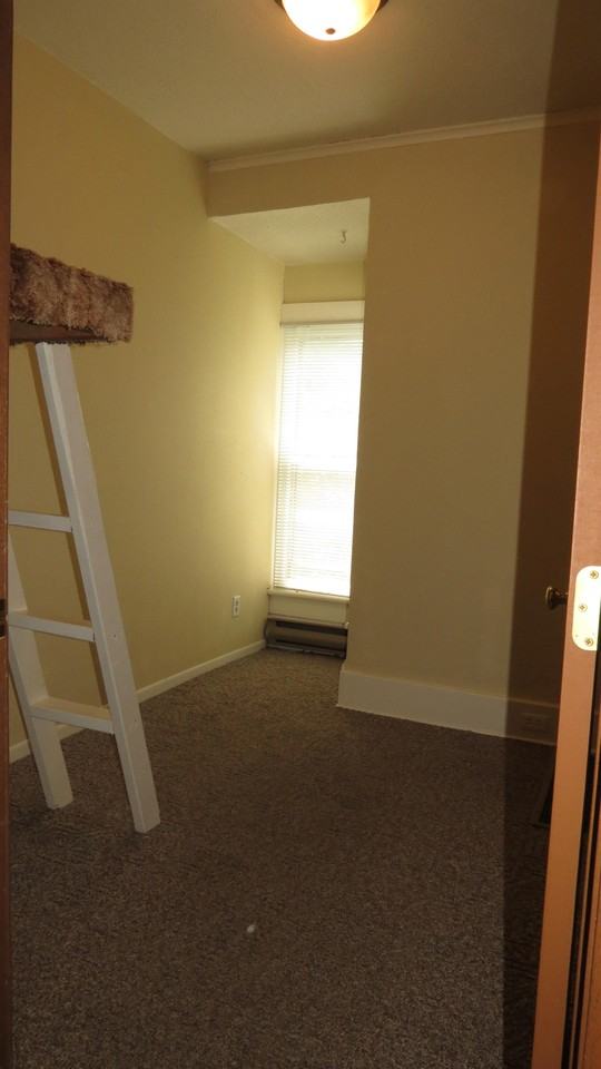 402 Lincoln Ave #402 - Photo 5 of 20