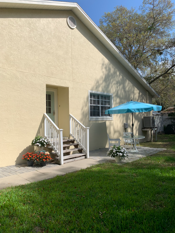 544 High Pines Ct - Photo 2 of 16