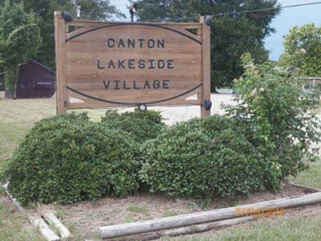 Canton Lakeside Village - Photo 2 of 6