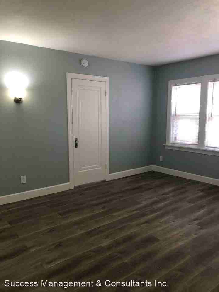 2801 N Walker - Photo 3 of 13