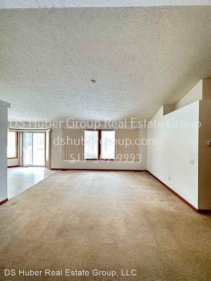 13505 Webster Rd - Photo 2 of 19