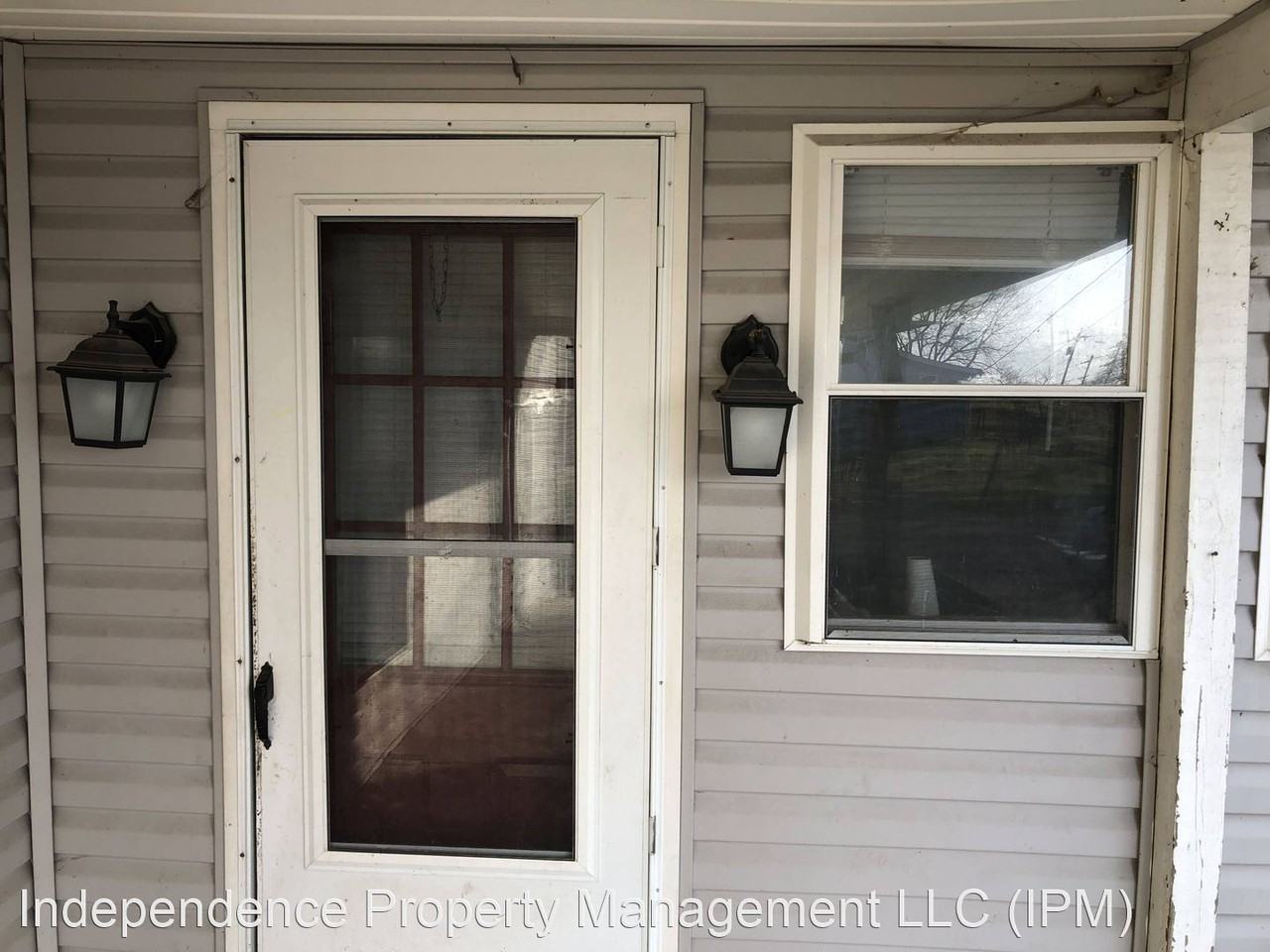 520 East St - Photo 3 of 50