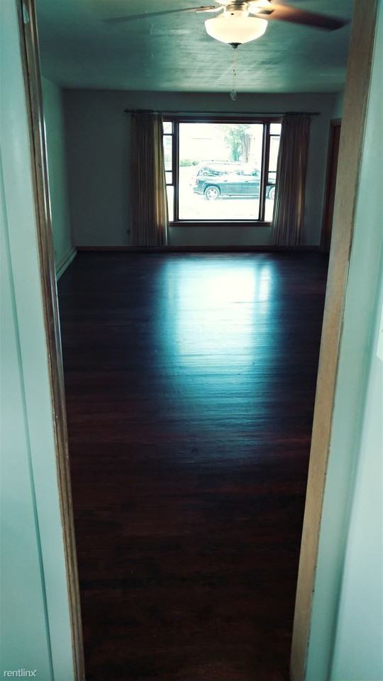 2931 W Roosevelt Dr - Photo 2 of 8