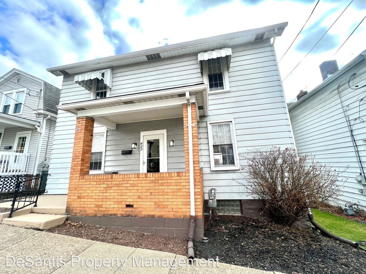429 E Washington St - Photo 2 of 27