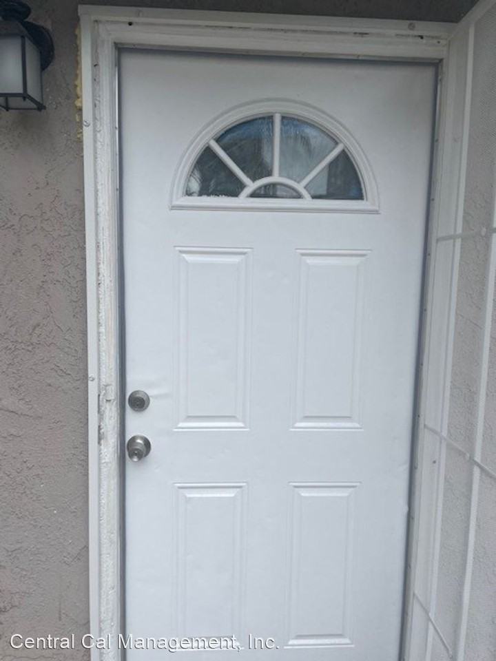 1307 - 1313 E Planz Rd - Photo 2 of 18