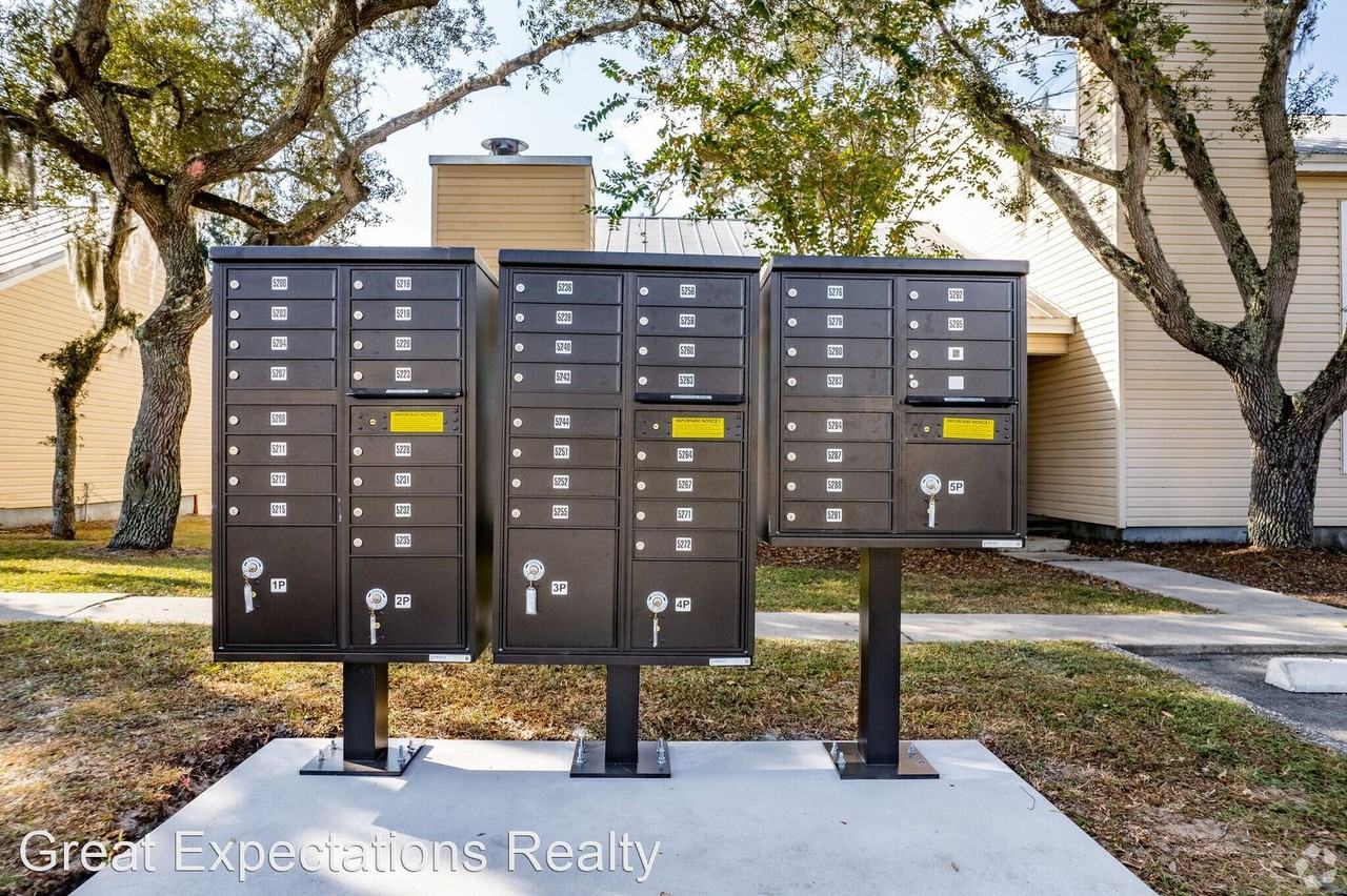 SW 21st PL - Photo 2 of 26