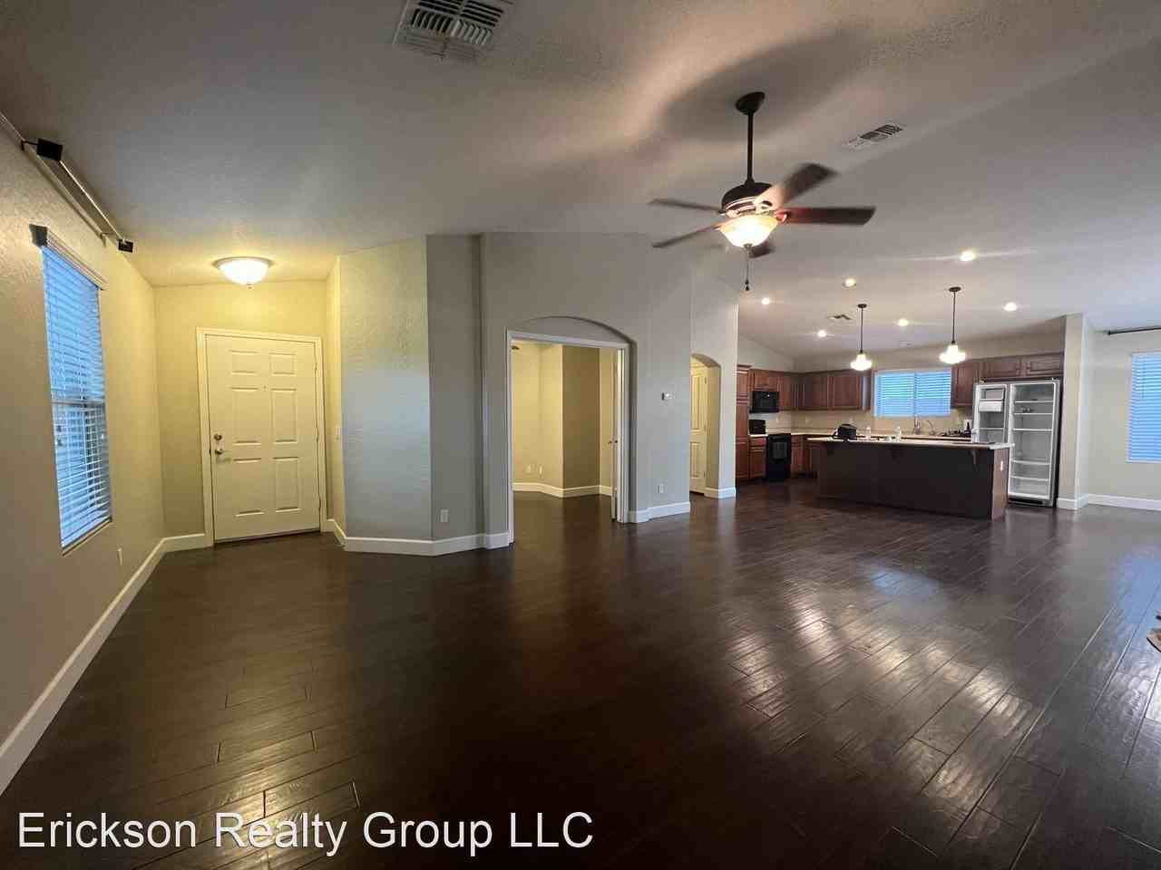 2865 E Mead Dr - Photo 2 of 25